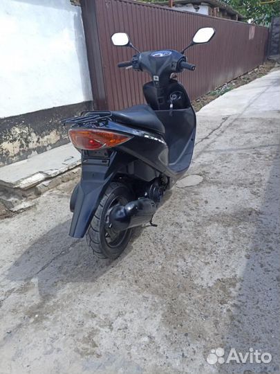Продам скутер Suzuki AD 50