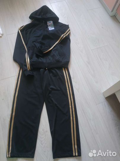 Спортивный костюм мужской новый