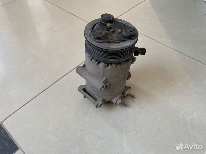 Компрессор кондиционера Ford Fiesta CB1 spja 2009