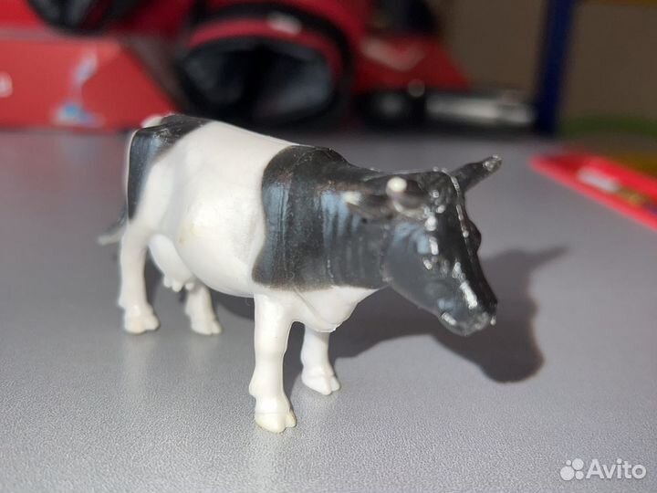 Игрушки фигурки животных