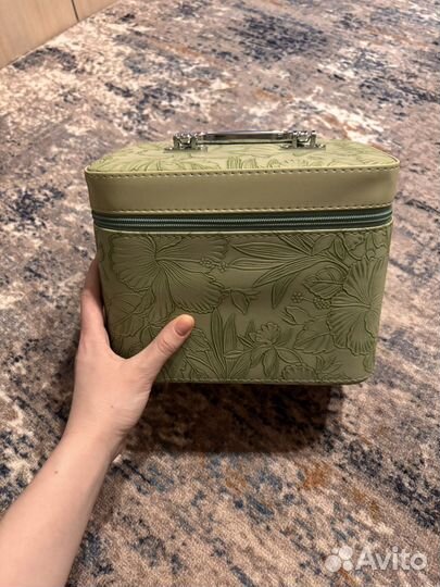 Косметички в хорошем состоянии