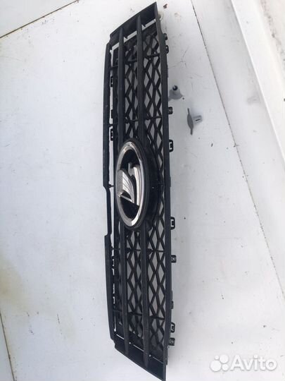 Решетка радиатора LADA vesta кросс