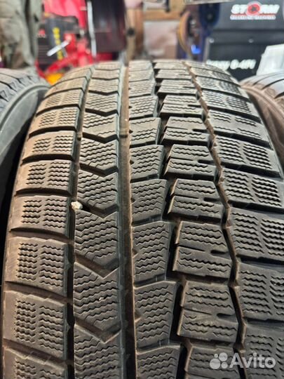 Dunlop Winter Maxx 245/45 R19 и 275/40 R19 101T