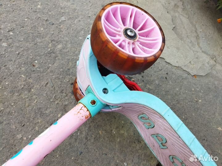 Самокат детский трехколесный