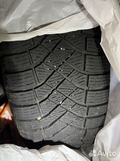 Pirelli Ice Zero 215/60 R17