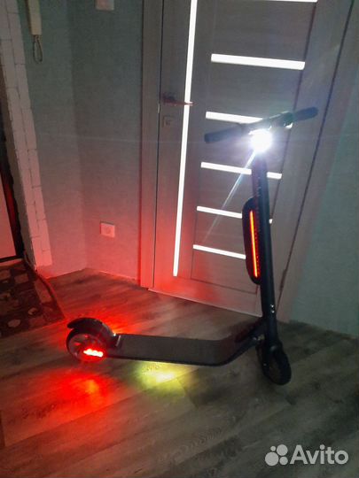 Самокат Ninebot es4
