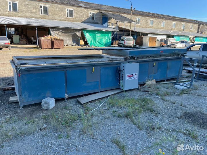 Мимбранно вакуумный прес для изготовления фасадов