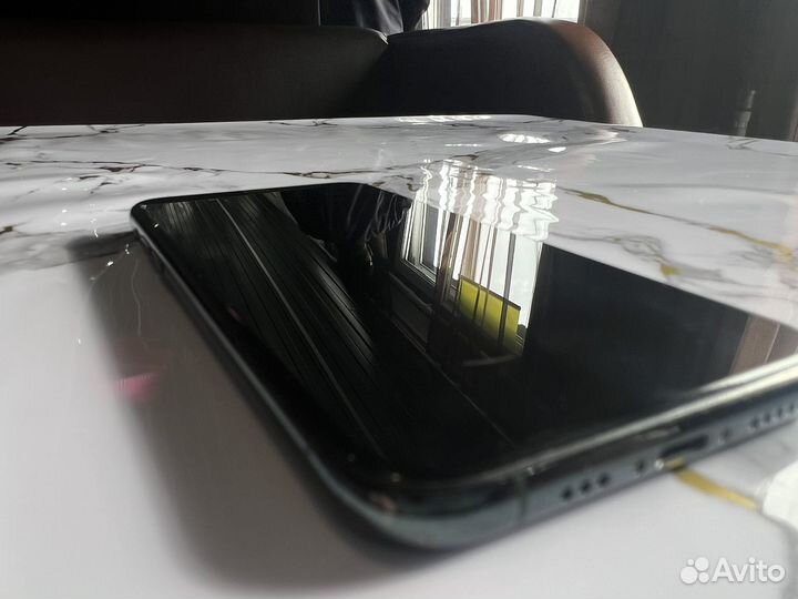 iPhone 11 pro 256
