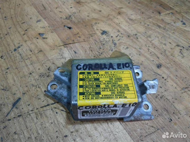 Блок управления AIR BAG Toyota Corolla E10 1992-1