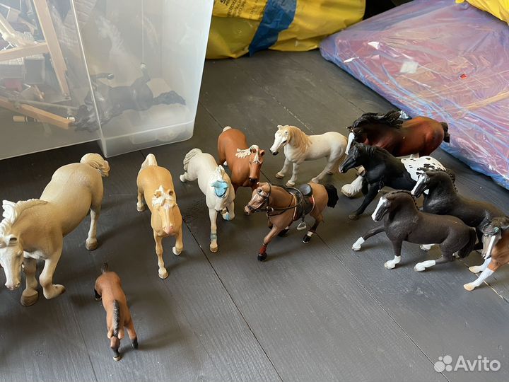 Фигурки лошадей schleich