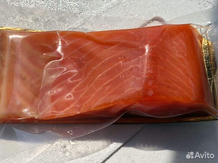 Семга холодного копчения филе кусок