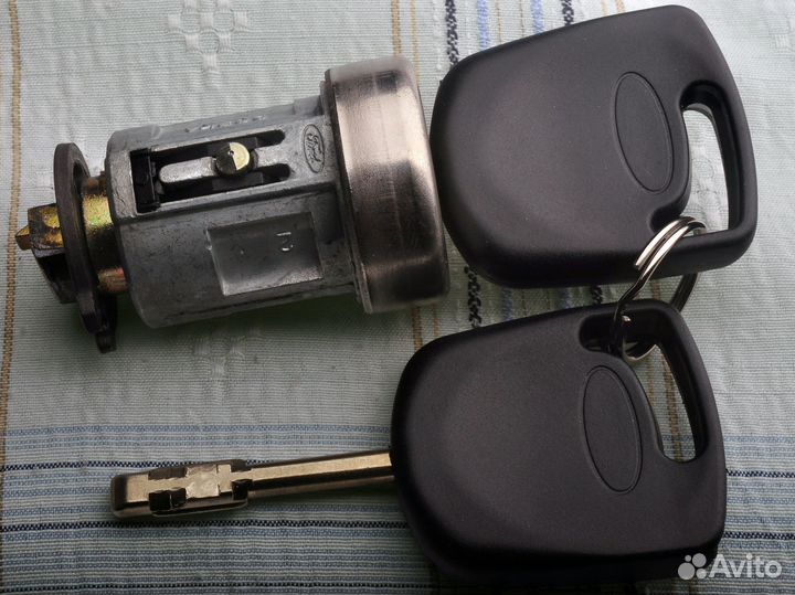 Личинка замка зажигания Ford Focus, Mondeo, Cougar