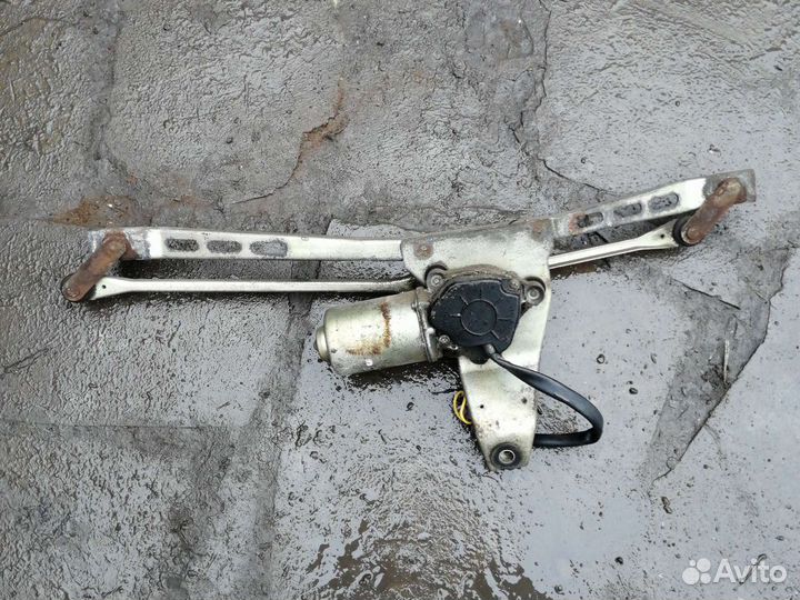 Трапеция стеклоочистителей