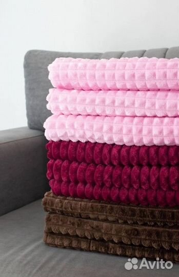 Плед очень мягкий и теплый