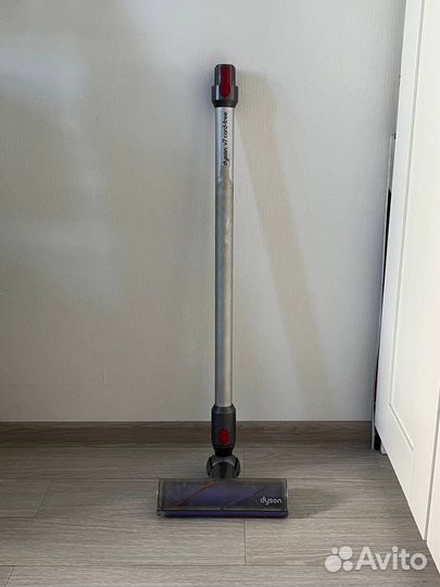 Пылесос dyson v7
