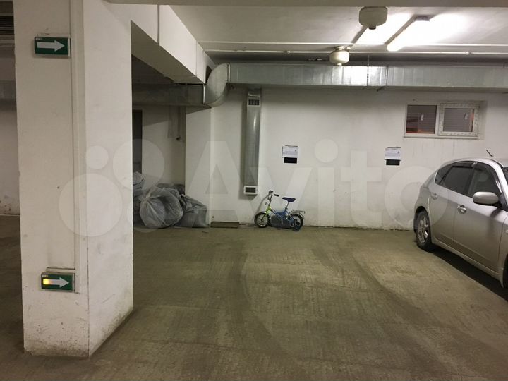 Машиноместо, 13 м²