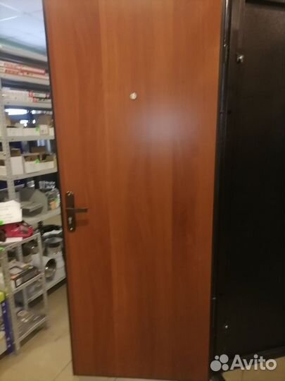 Дверь входная