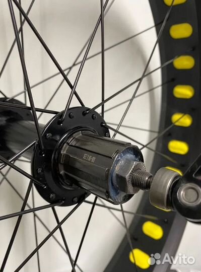 Колесо для фэтбайка заднее 26 дюймов под кассету