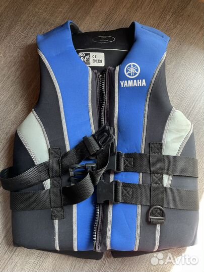 Жилет yamaha