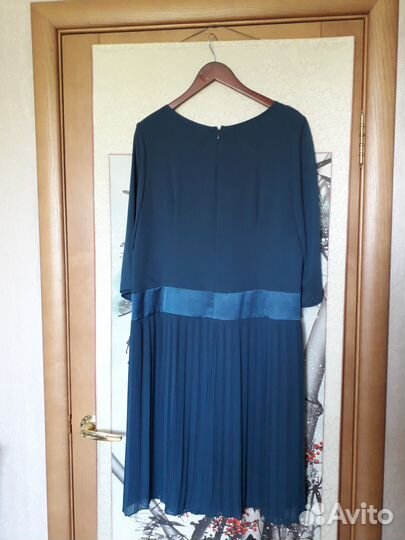 Платье для торжества пр-во Ю. Корея 54-56 размер