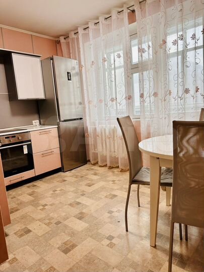 2-к. квартира, 56,3 м², 5/10 эт.