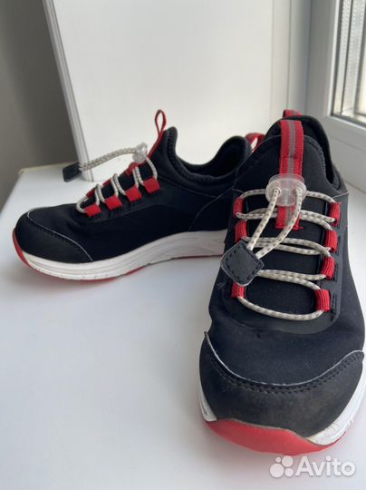 Кроссовки мембранные 31