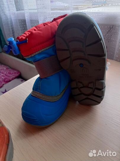 Демисезонные ботинки. 24-25-26-27 размеры