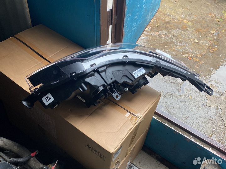 Фара правая renault latitude