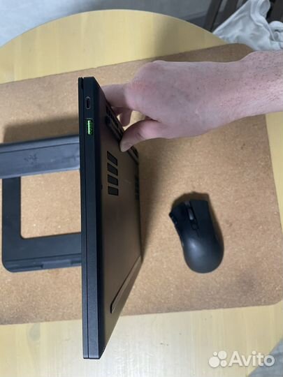 Ультрабук Razer blade stealth 13