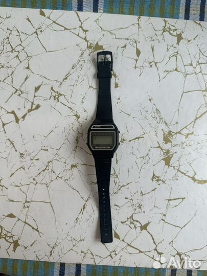 Винтажные часы casio