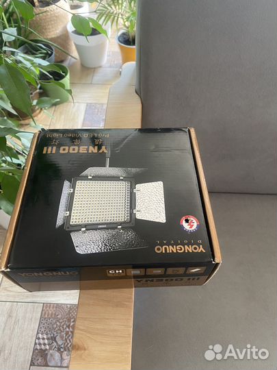 Видеосвет yongnuo 300 iii (3200-5500k)