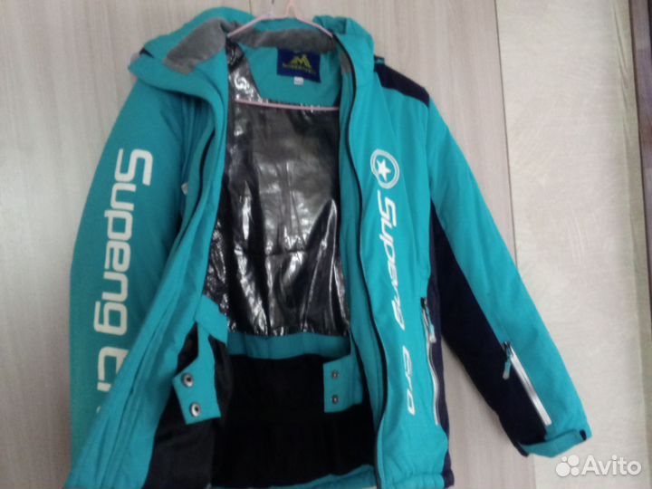 Куртка спортивная для девочки