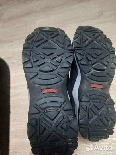 Ботинки adidas 36.5-37 размер