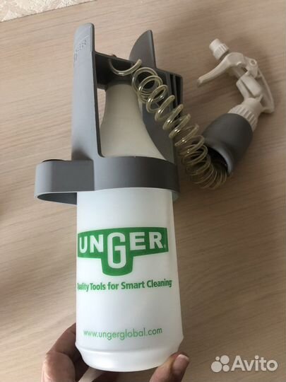 Бутылка с курковым распылителем