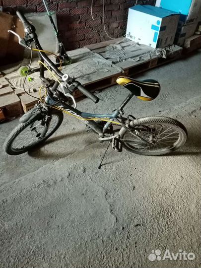 Продам велосипед детский Лидер колёса 20