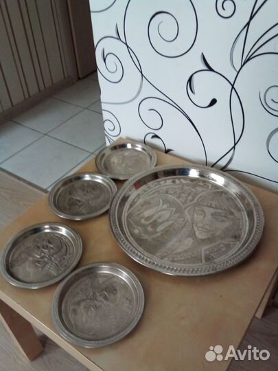 Поднос металлический