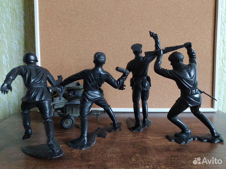 Пластмассовые солдатики СССР