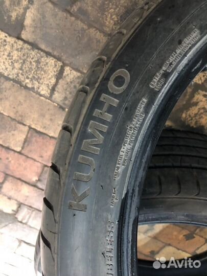 Kumho Crugen HP91 275/40 R22 108