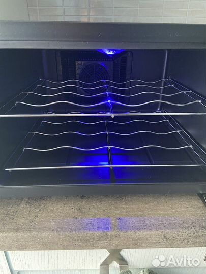 Винный шкаф Kitfort KT-2403