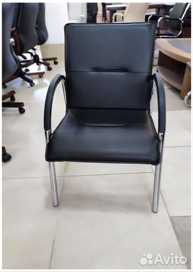 Кресло в офис