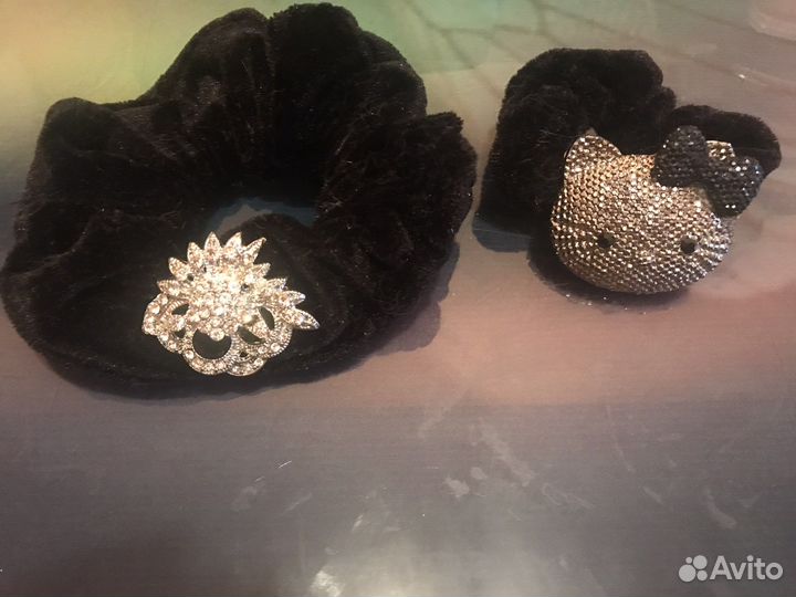 Резинки для волос декоративные