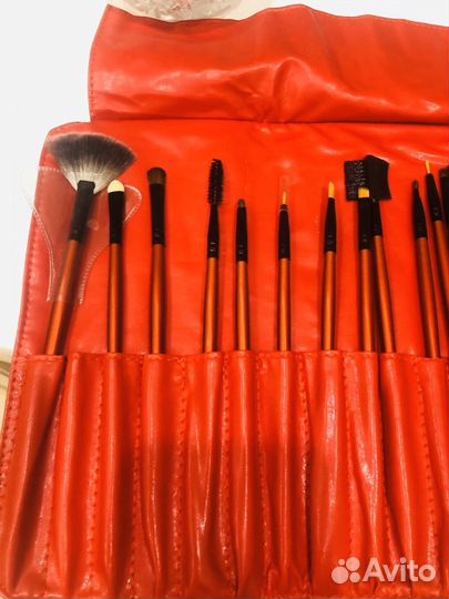 Кисти для макияжа 22 шт