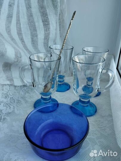 Посуда Цветное синее стекло