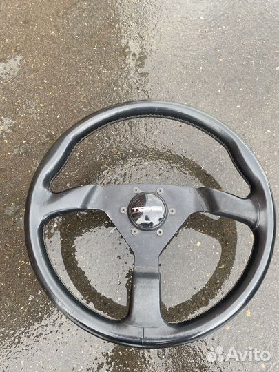 Спортивный руль Tomei