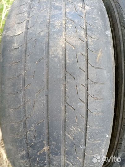 Toyo DRB 215/55 R17 23G