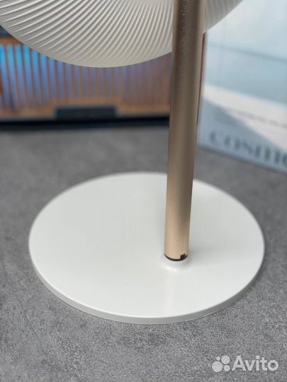 Зеркало настольное с подсветкой ML-01 белое