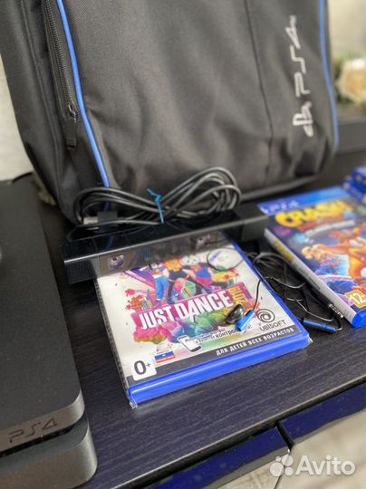 Жирный комплект Sony playstation 4 slim 1Tb 2208B