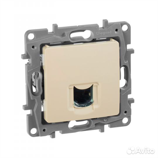 Legrand Etika Слоновая кость Розетка комп (RJ45) 6