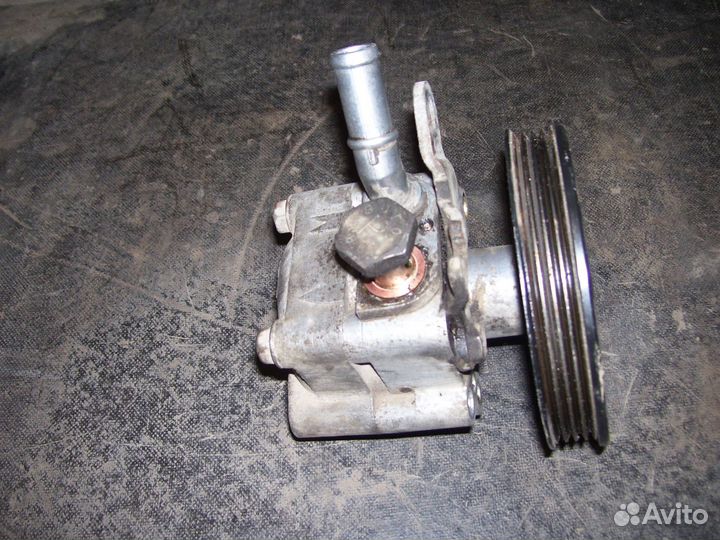 Ниссан альмера N 16 насос гура