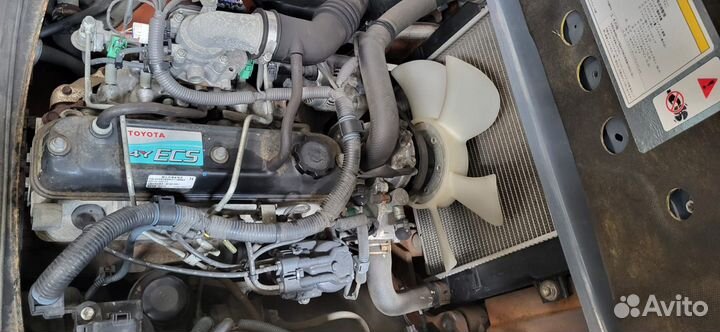 Вилочный погрузчик Toyota 8FG15, 2021